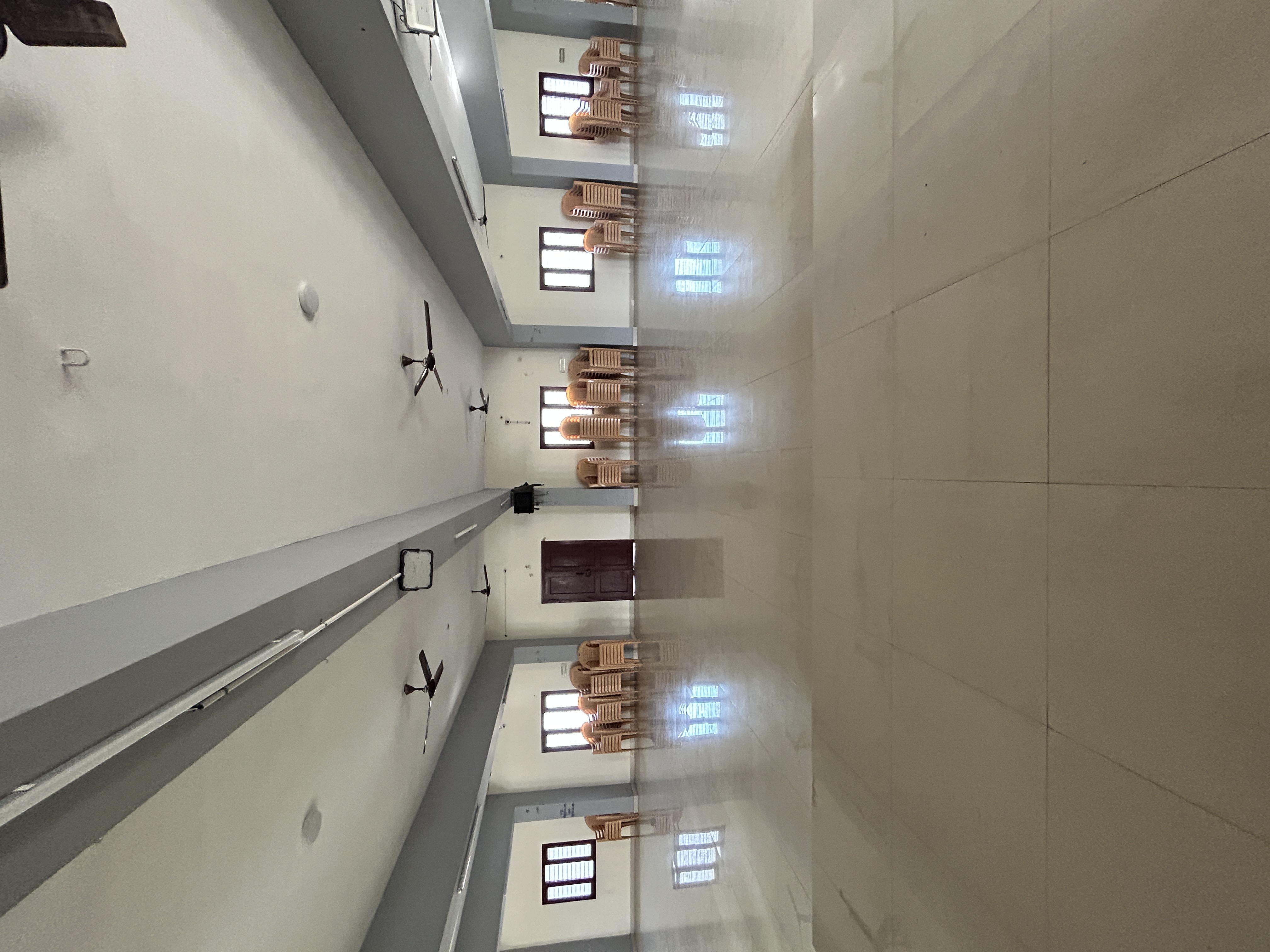 Indoor in mahall